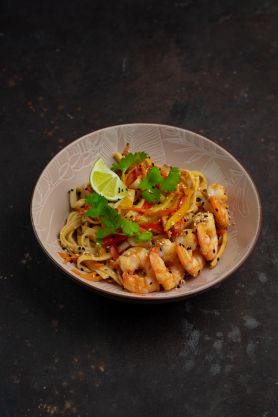 Лапша Том-Ям с креветками